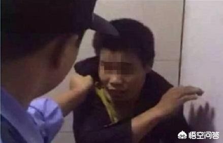 男生在女厕偷拍被抓，男生在女厕偷拍被抓视频